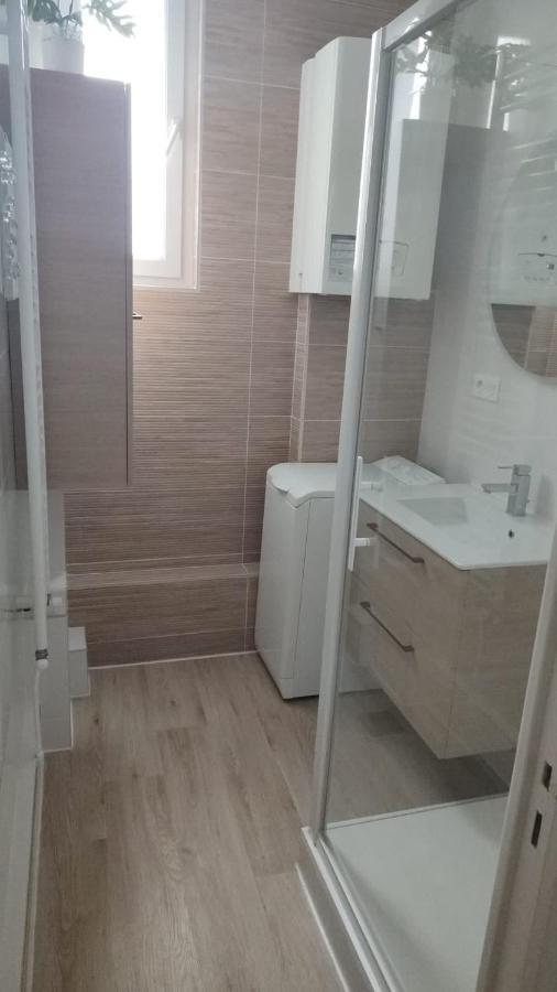 Logement Place D'Erlon Hypercentre Avec Balcon Apartment Реймс Екстериор снимка